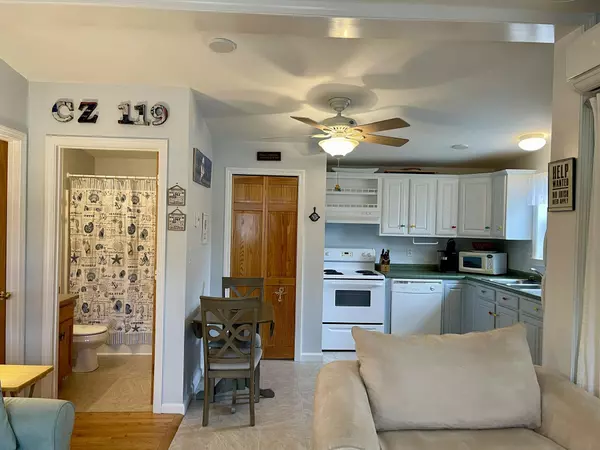 Wells, ME 04090,412 Post Road #119