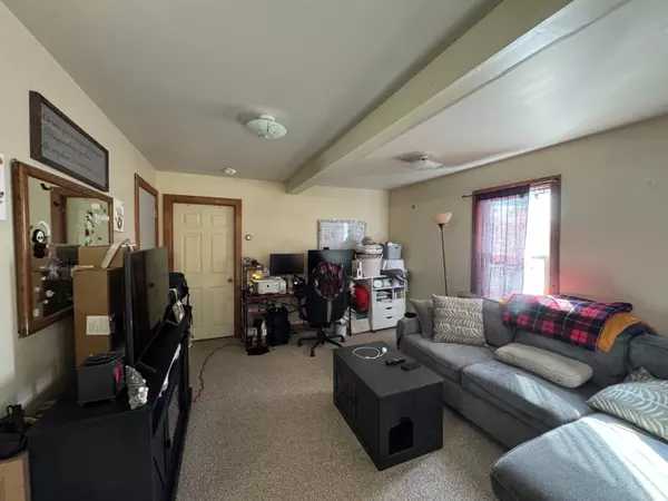 Bangor, ME 04401,26 Otis ST