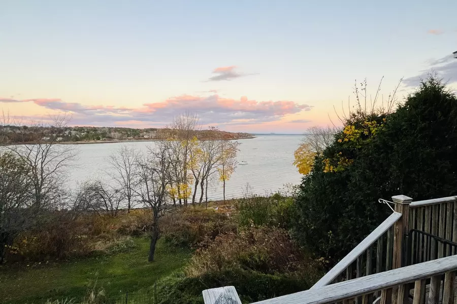 30 Bayview ST, Belfast, ME 04915