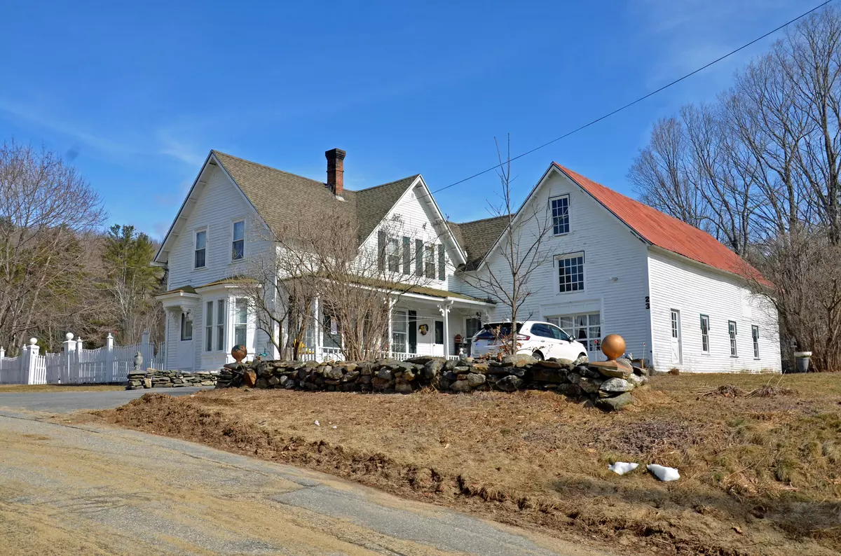 West Paris, ME 04289,23 Park ST