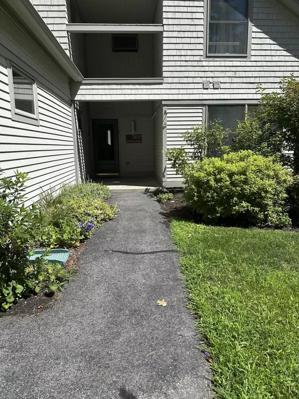 Portland, ME 04103,17 Wildwood CIR #17