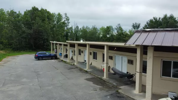 Winthrop, ME 04364,1385 US 202