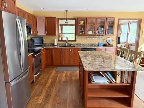 Vassalboro, ME 04989,162 Seaward Mills RD