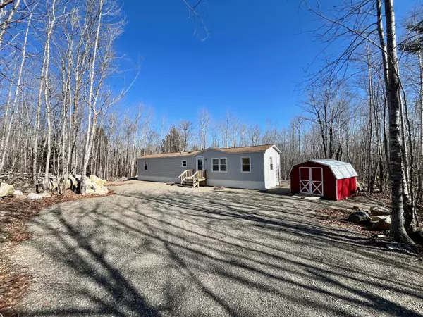 404 Winkumpaugh RD, Ellsworth, ME 04605