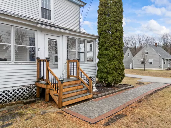 Sanford, ME 04073,10 Grandview AVE