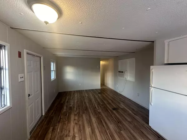 Old Town, ME 04468,715 College AVE #7