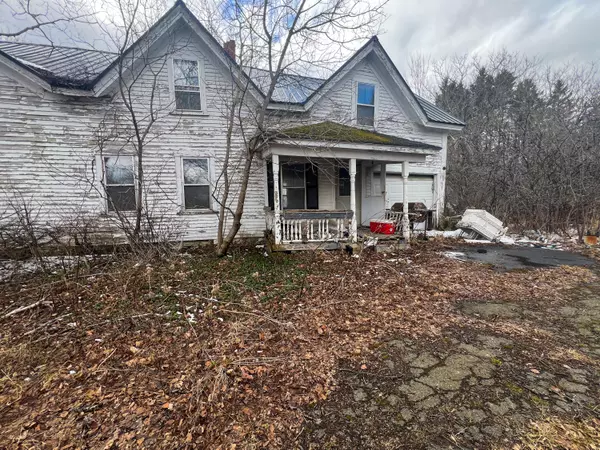 Houlton, ME 04730,326 Military ST