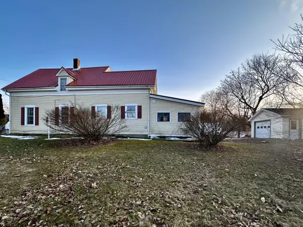 Calais, ME 04619,73 Barker ST