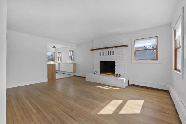 South Portland, ME 04106,87 Wythburn RD