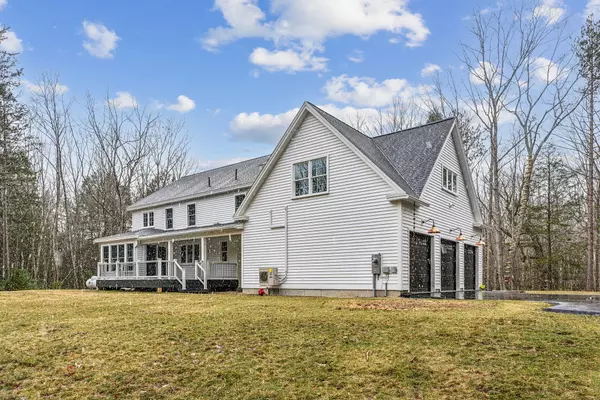 Freeport, ME 04032,26 Joshua Chamberlain WAY