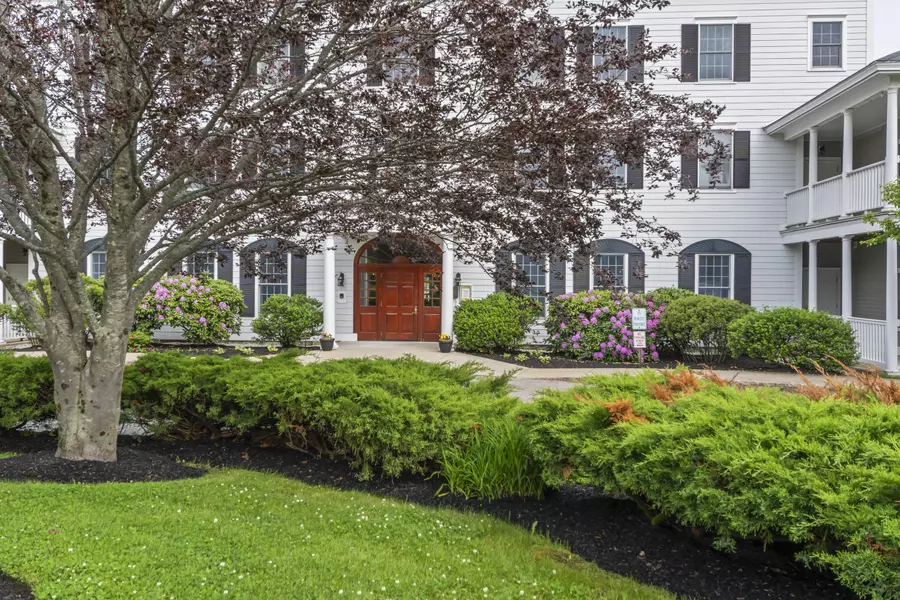 106 Farragut WAY #261, Kennebunk, ME 04043