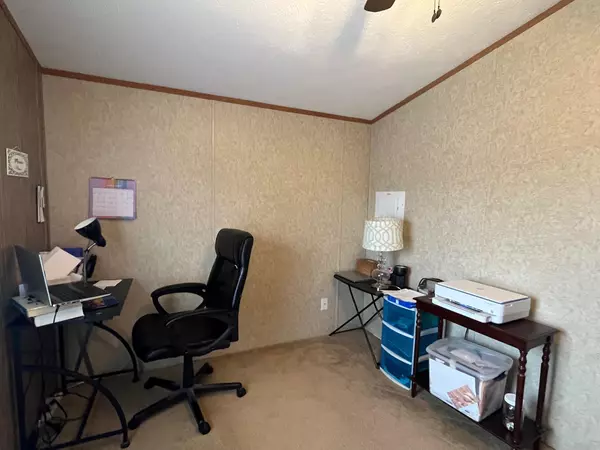 Kittery, ME 03904,123 Blackberry PL