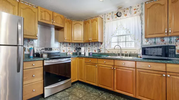 Saco, ME 04072,31 Wildwood DR