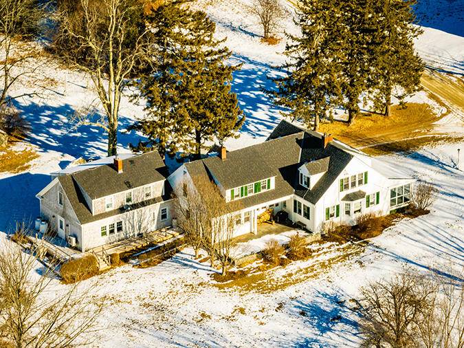 50 Peters RD, Searsmont, ME 04973