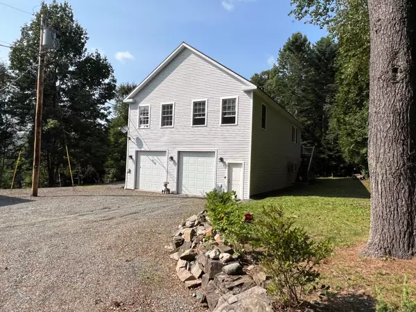 Saint Albans, ME 04971,175 Bryant RD