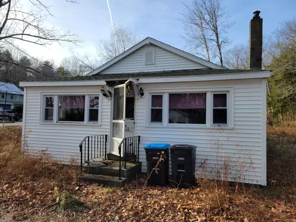50 Overlook RD, Windham, ME 04062