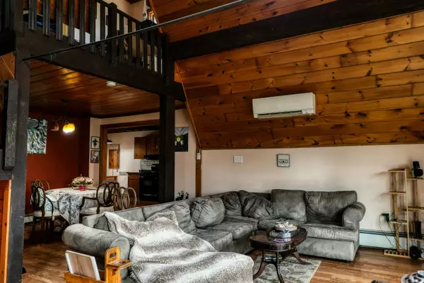 Ellsworth, ME 04605,4 Mias WAY