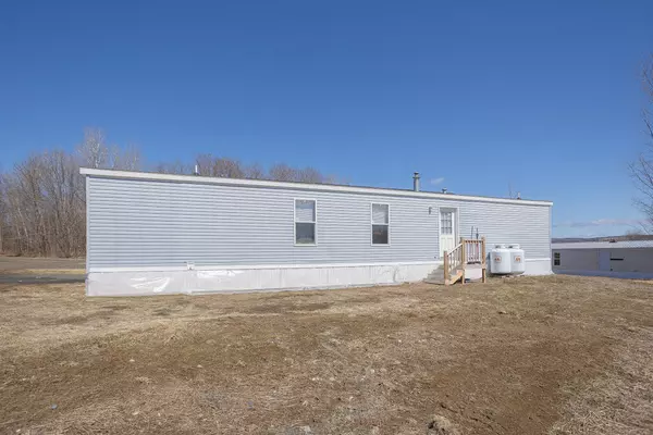 Farmington, ME 04938,187 Brier LN