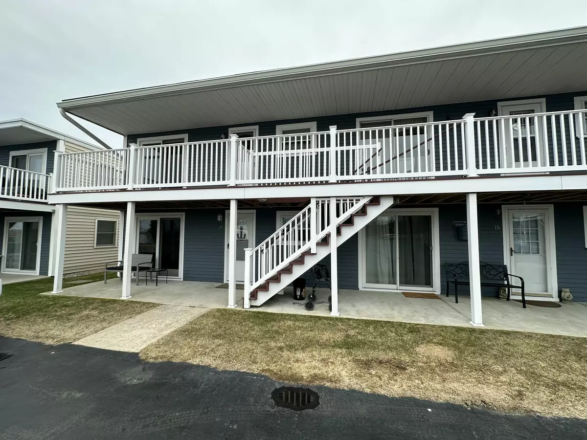 Wells, ME 04090,85 Mile RD #17