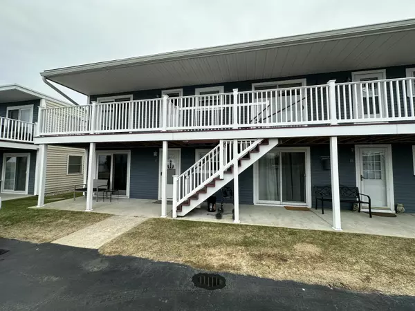 85 Mile RD #17, Wells, ME 04090