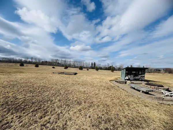 Connor Twp, ME 04736,33 Emond RD