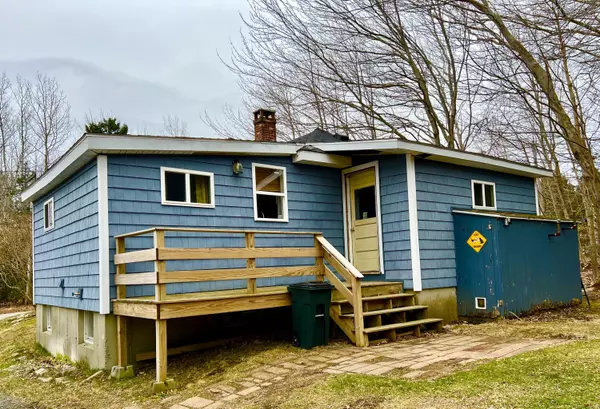 Southwest Harbor, ME 04679,106 Seal Cove RD