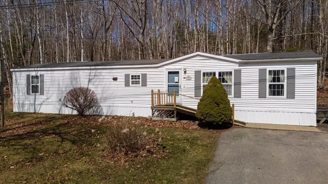 65 Stoneybrook LN, Warren, ME 04864