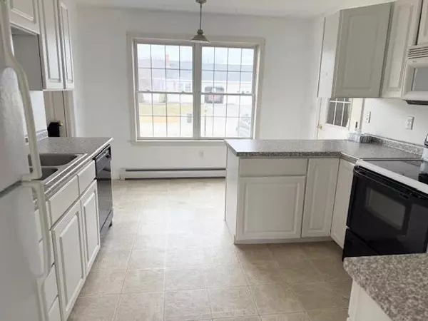 Winslow, ME 04901,10 Private DR #10