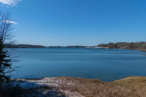 Freeport, ME 04032,29 Cushing Briggs RD