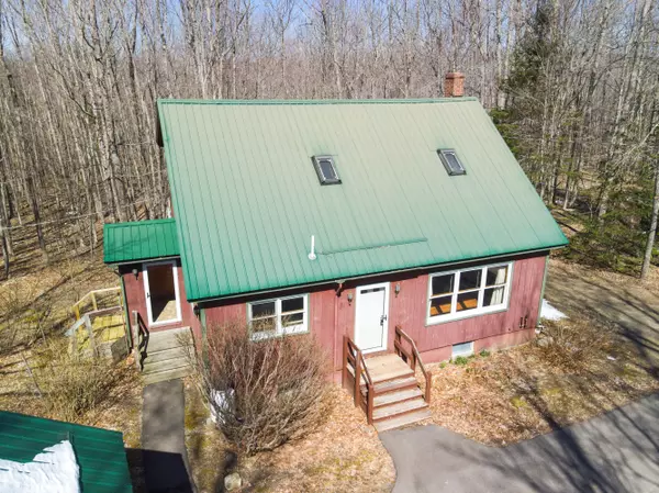 Winthrop, ME 04364,166 Carlton Pond RD