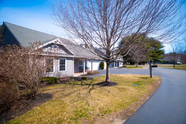 Saco, ME 04072,893 Portland RD #12