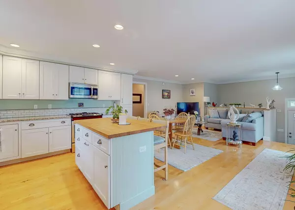 South Portland, ME 04106,158 Mussey ST