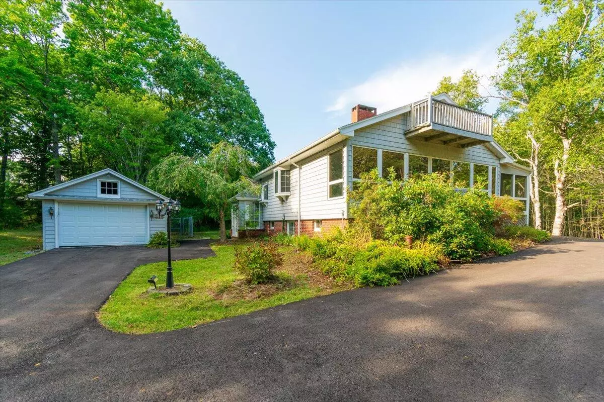 Owls Head, ME 04854,378 N Shore DR