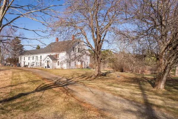 71 Beech Ridge RD, York, ME 03909