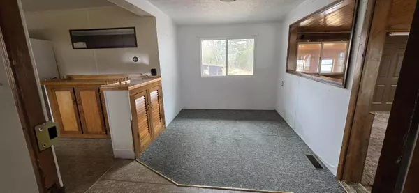 Millinocket, ME 04462,314 Bates ST