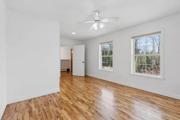 New Gloucester, ME 04260,46 Rustic WAY