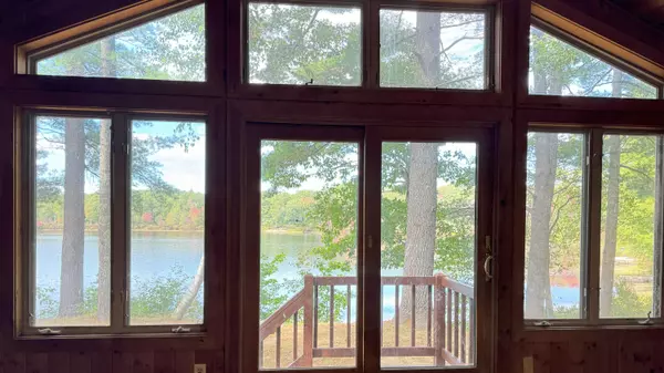 Sanford, ME 04073,18 Fife LN