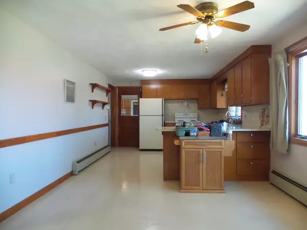 Oakland, ME 04963,176 Fairfield ST