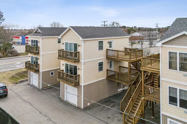 Wells, ME 04090,35 Barefoot Cottage RD #163