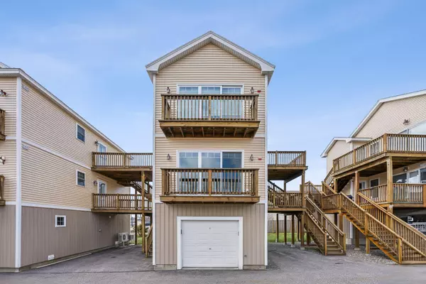 35 Barefoot Cottage RD #163, Wells, ME 04090