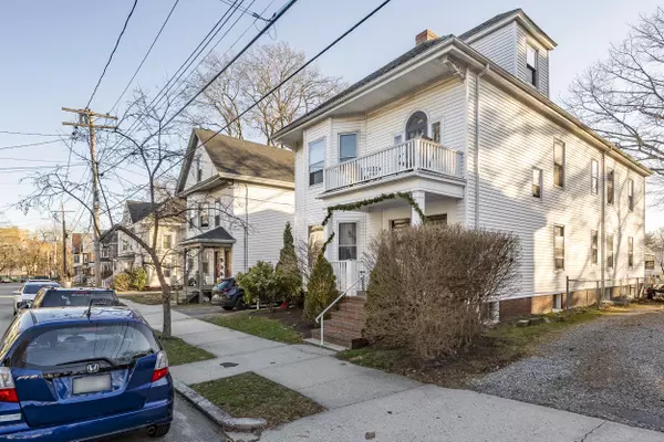 Portland, ME 04102,62 Roberts ST