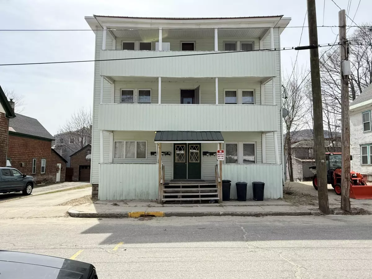 Rumford, ME 04276,231 Knox ST