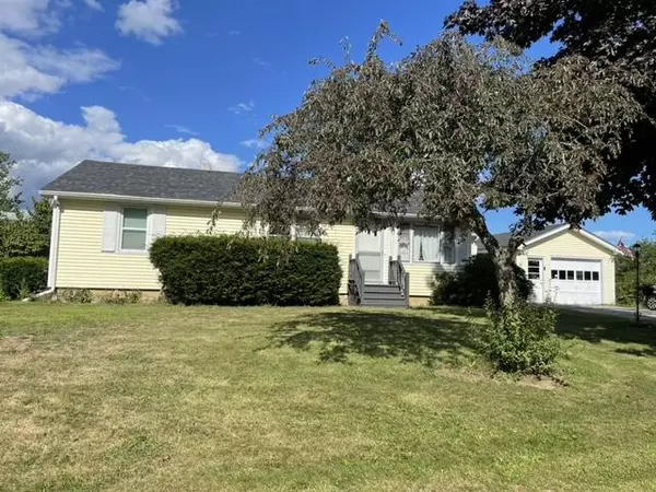 353 Eastside RD, Sorrento, ME 04677