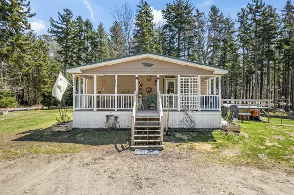Harpswell, ME 04079,77 Birchmere LN