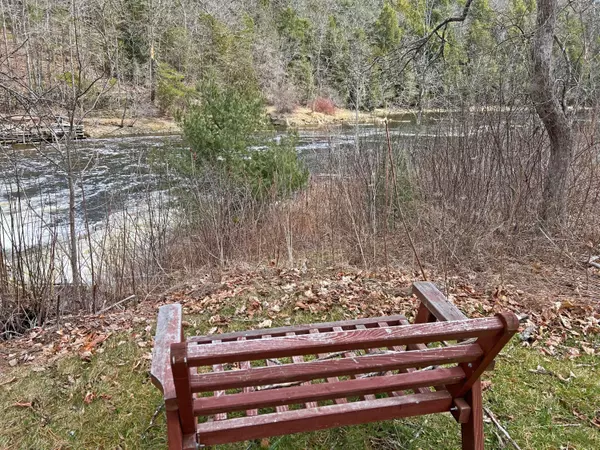 Orland, ME 04472,28 Fish Point RD