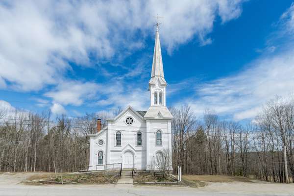 16 Fosterville RD, Bridgton, ME 04009