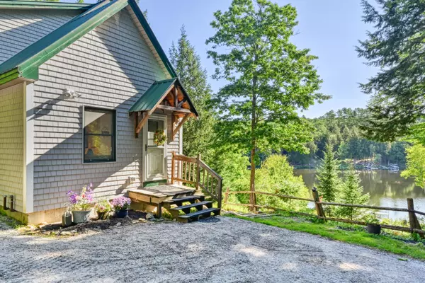18 Boulder WAY, Norway, ME 04268