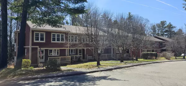 4 Lincoln Woods LN #4, Waterville, ME 04901