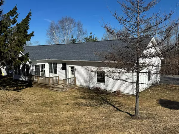 Presque Isle, ME 04769,59 Longview DR