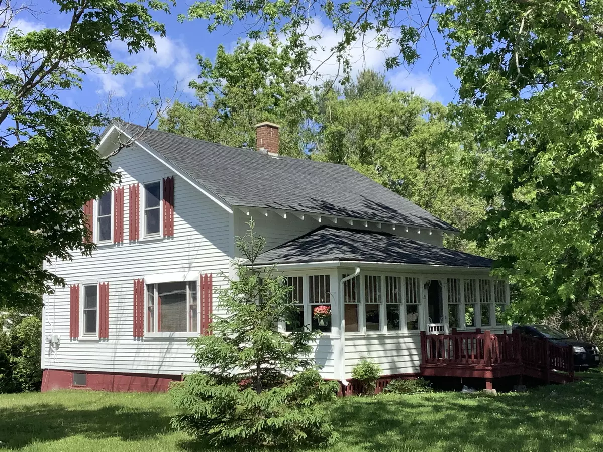 Fort Fairfield, ME 04742,25 Columbia AVE